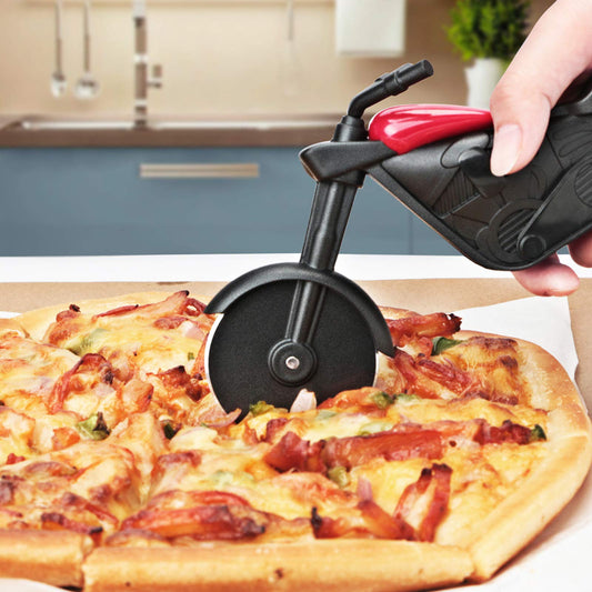 Cortapizza moto – Rueda con queso y velocidad