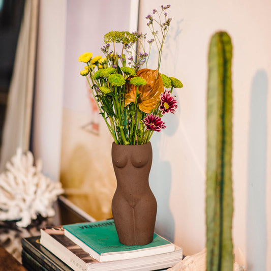 Femme en flor – El jarrón que celebra la belleza natural