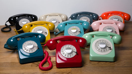 Teléfono fijo retro GPO 746 – Disco, espiral y timbre con nostalgia