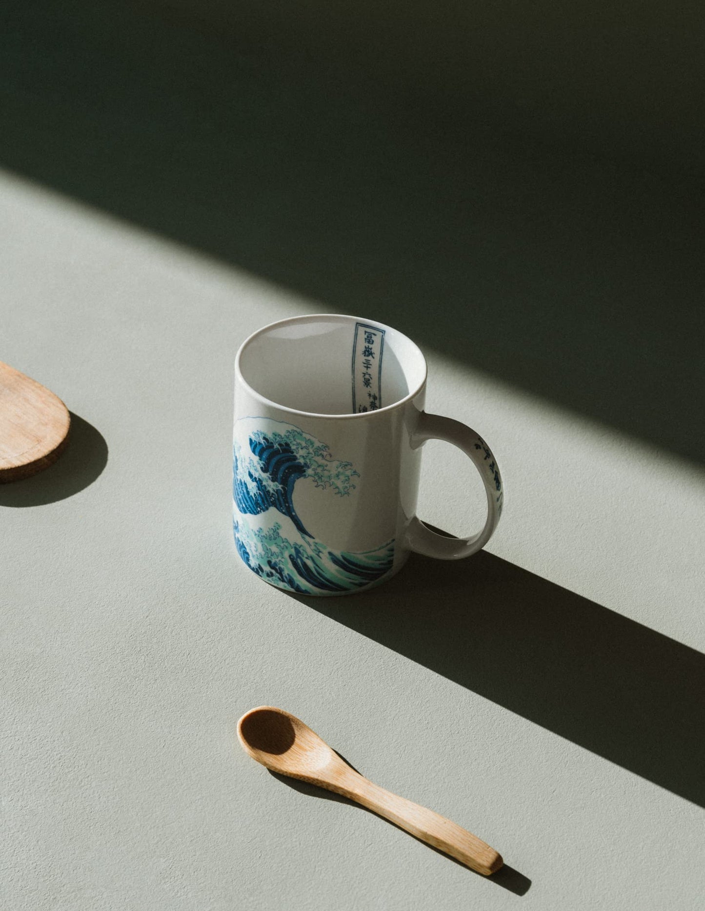 Taza La Gran Ola de Kanagawa – Desayunos con Arte Japonés