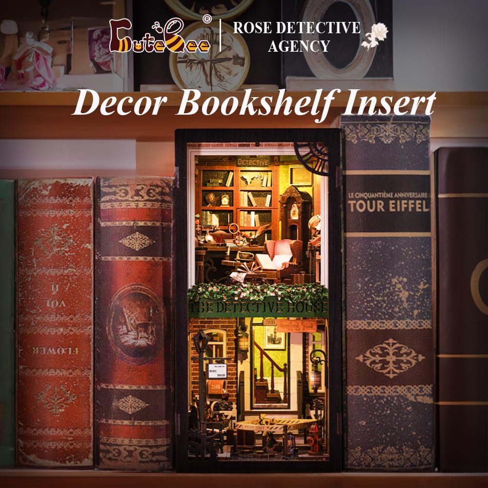 CUTEBEE DIY Book Nook Kit - Casa de muñecas en Miniatura de Madera con Muebles y Luces LED, Decoración de inserción de estantería Creativa(Rose Detective Agency)