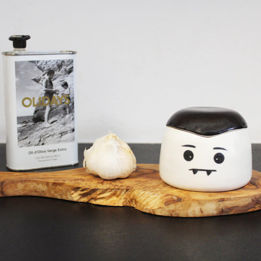 Recipiente ajo vampiro – Guarda y tuesta con estilo oscuro