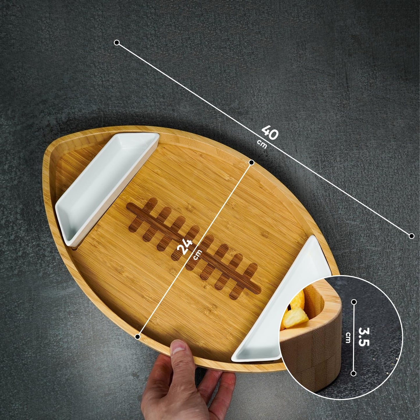 40YARDS Plato de bambú de fútbol Americano con 2 Cuencos de cerámica para Salsas - Cuenco de Madera XXL (40 x 24 cm) para Patatas Fritas, Verduras crudas, Nachos y Aperitivos