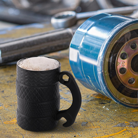 Taza neumático 3D con cuchara – Arranca el día a toda velocidad